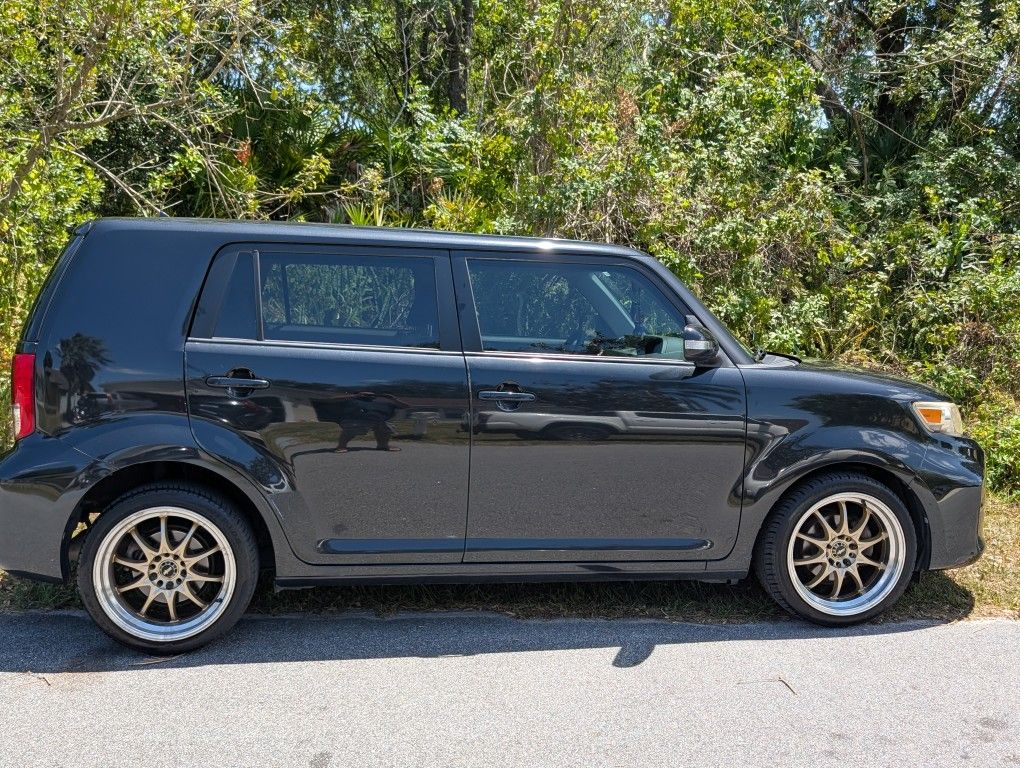 2014 Scion xB