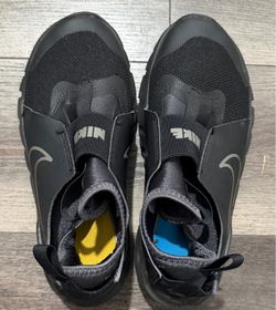 Nike youth shoes