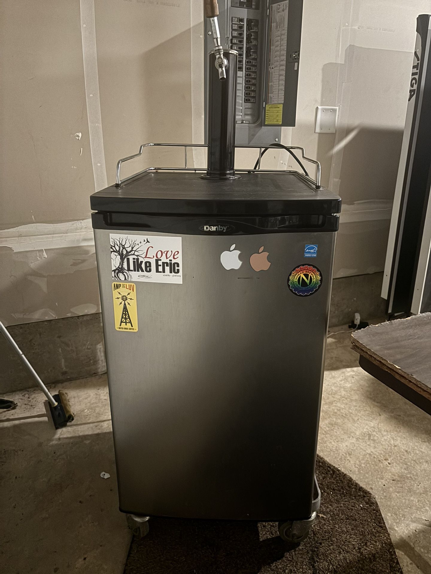 Kegerator Single Spout (Danby) $350 OBO