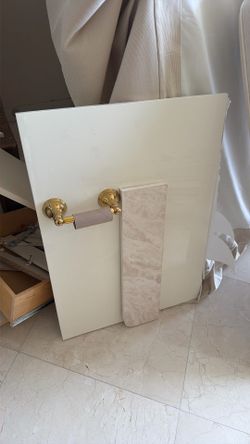 Bathroom used furniture