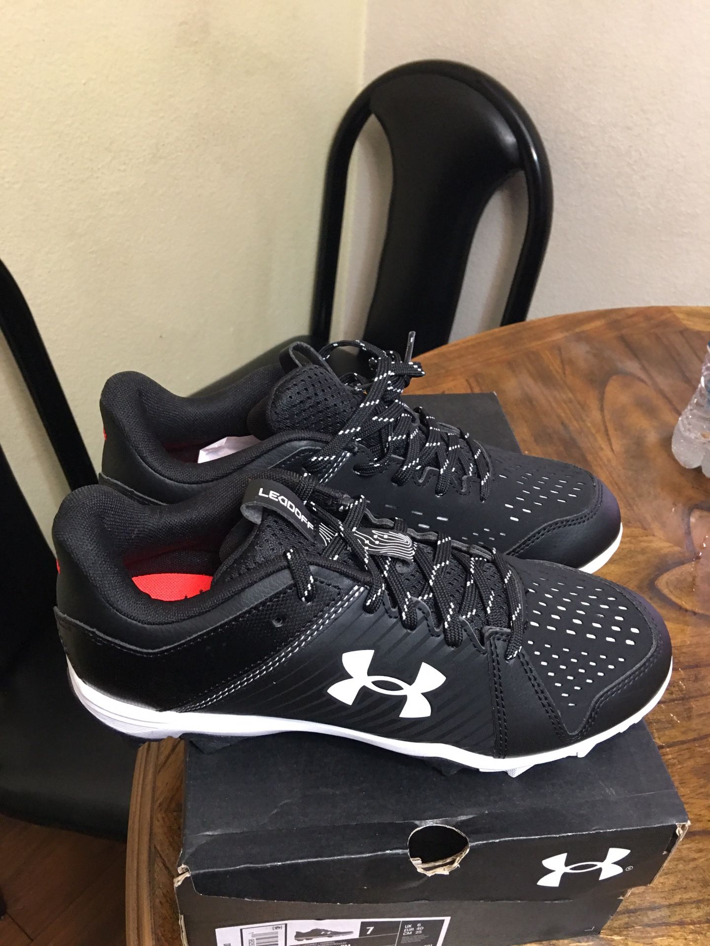 Tachones Nuevos Size 7 De Hombre New Never Used