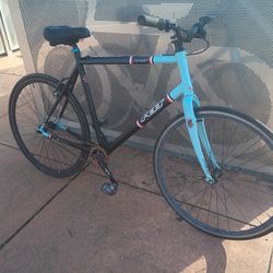 Felt Breed Fixie Road Bike 700c Wheels. $200