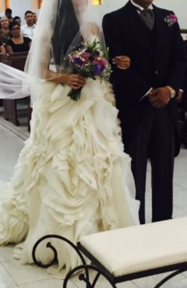 Vera Wang Wedding Dress