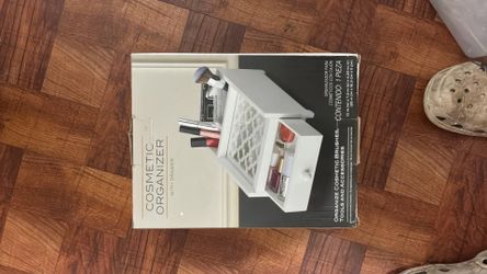 Cosmetic Organizer