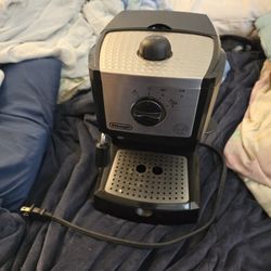 De'Longhi Espresso Machine 