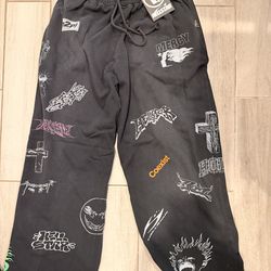 GRAFFITI HIDDEN POCKET SWEATPANTS