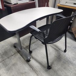 SMALL DESK WITH CHAIR