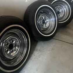 For Sale: Ford Smoothies With Tires, Spider Caps And Adapters