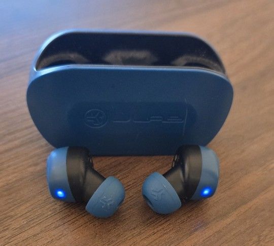Wireless Ear Buds (Bluetooth) - Early Generation JLAB Go