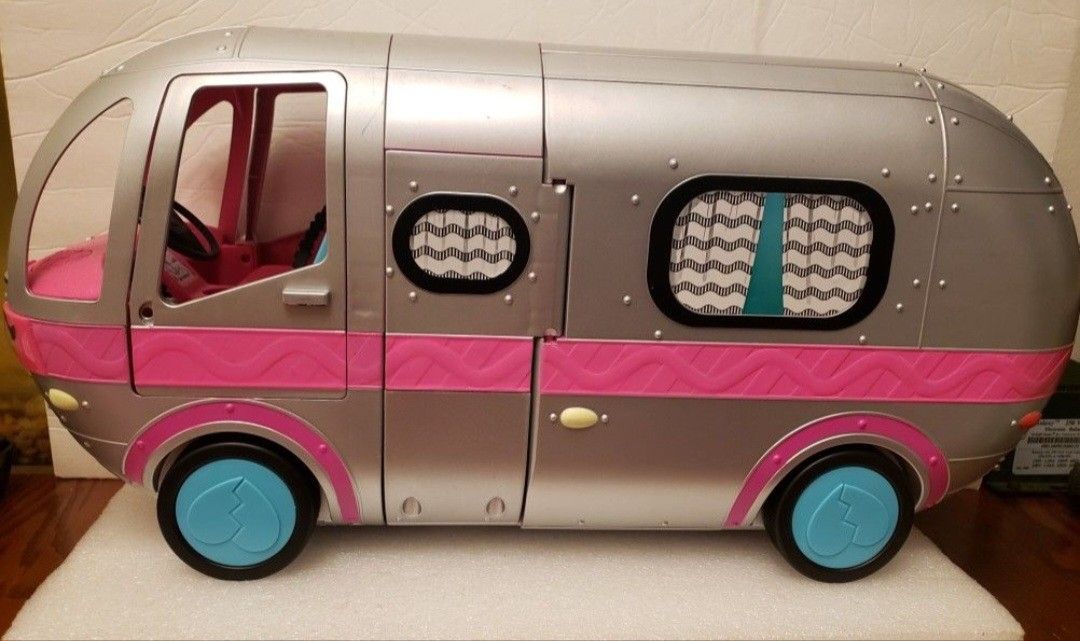 LOL SURPRISE DOLL GLAMPER 4 IN 1