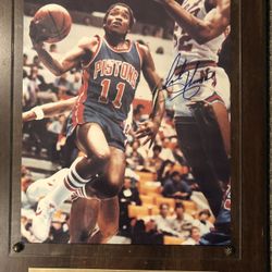 Isiah Thomas signed plaque