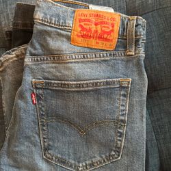 Men Levi Jeans
