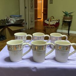 Lorren Gold Leaf China Cups