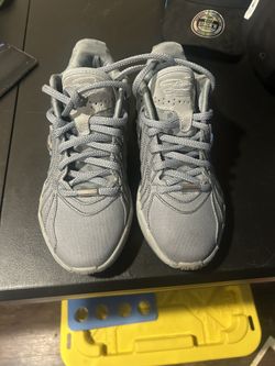 LeBron Kid Shoes 4y