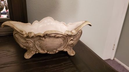 Bathroom decor