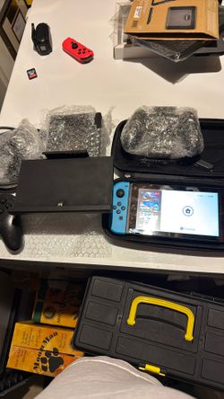 Switch V 2 Bundle Pro Controller Dock