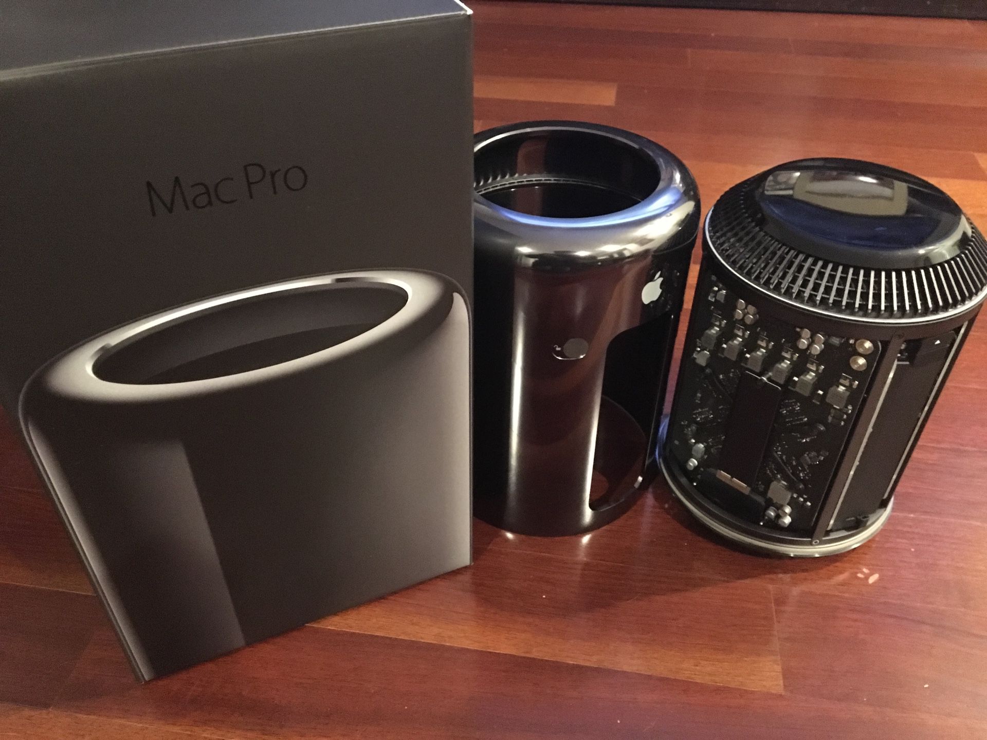 Mac Pro 3.7GHz Quad Core