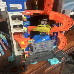 Hot Wheel Tower