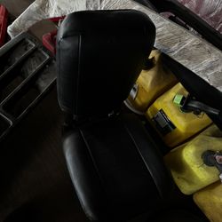 Obs Center Seat