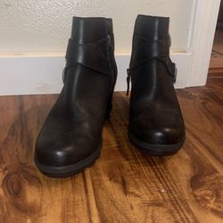 Sorel Winter Heel Boots 