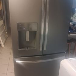 GE French Door Stainless Steel Refrigerator $400
