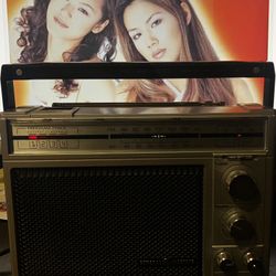 General Electric AM / FM / 8 Track Music System