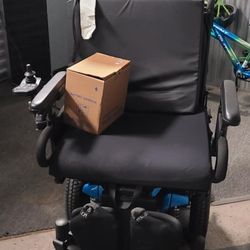 Electric Tilting Chair