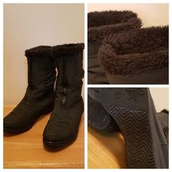 Ladies Winter Boots Size 8
