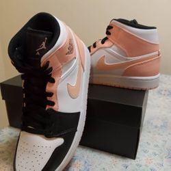 Jordan 1 Mid Pink And Black