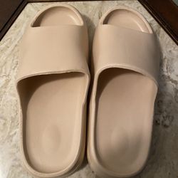 Beige Sandals Euro 40