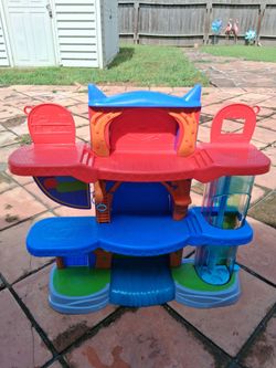 PJ Masks Headquarters Playset p11