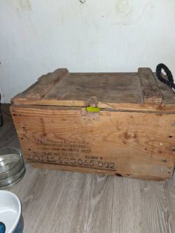 1993 US Military Wooden M67 Hand Grenade Crate
