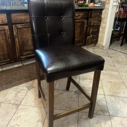 set of dining chairs