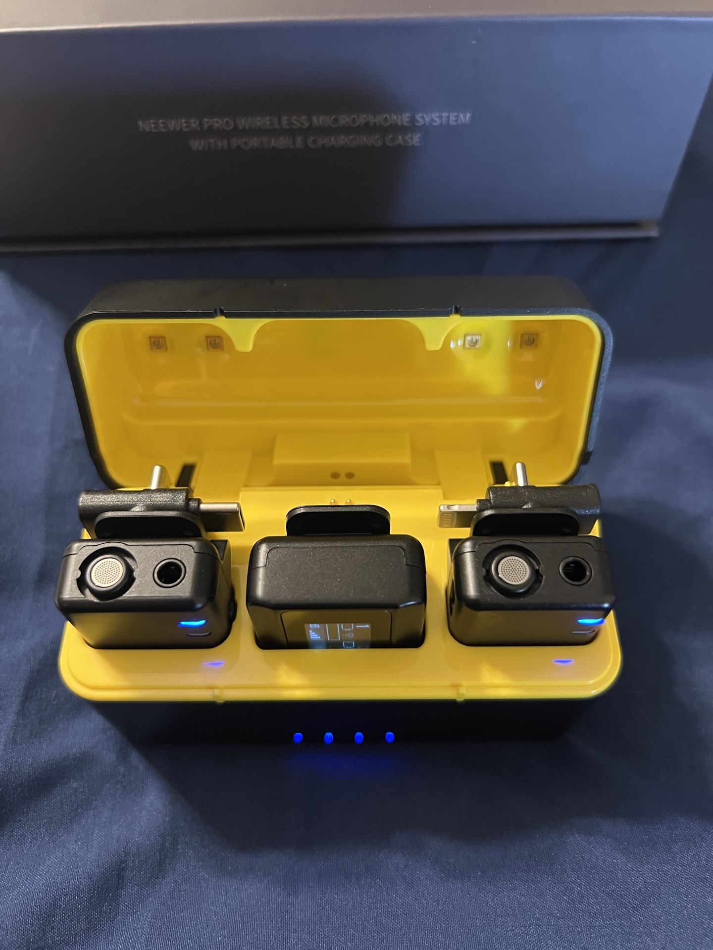 NEEWER CM28 WIRELESS MIC KIT