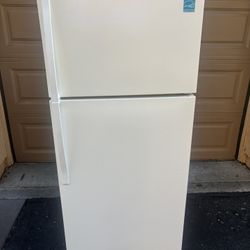 Apartment Size Whirlpool Refrigerator $230 Free Delivery 