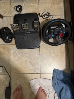 Logitech G29 Steering wheel
