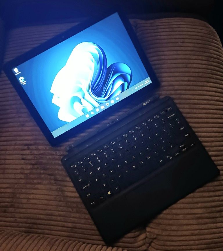 Touchscreen Dell Latitude 2 In 1 Laptop Windows 11 Professional 