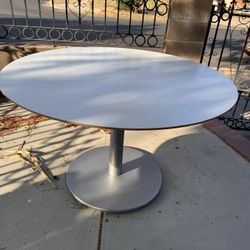 White Round Dining Table 