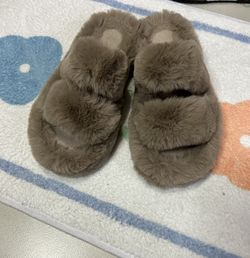 Fluffy Slippers