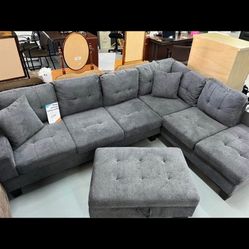 Small Sectional 