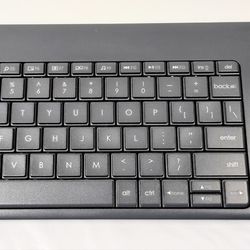 Logitech K400 Plus Wireless Keyboard with Touchpad, Dark Gray