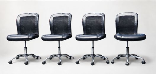 Set of 4 Black Mesh Rolling Office Chairs