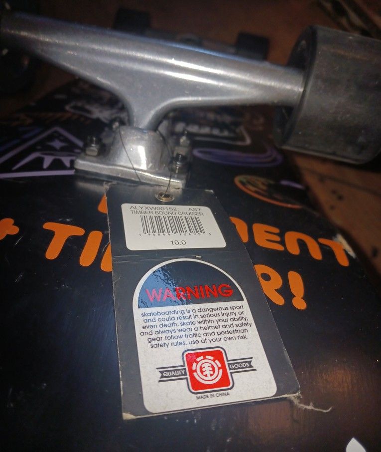 Brand New 10.0 Element Cruiser Board $60