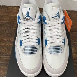 Air Jordan 4 Military Blue