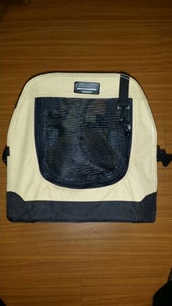 Sorry No Longer Available Firstrax Petnation Port-A-Crate E Series Indoor/Outdoor Pet Home 20inch