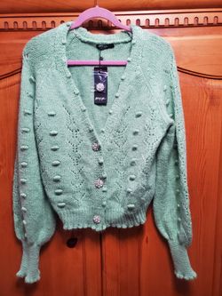 New Sweater Mint Green Large 3 Button