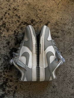 Grey n white dunks