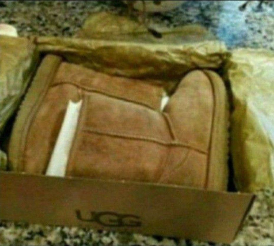 Ugg Brown Boot for girls in Size 2