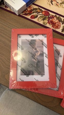 4x6 red picture frames (4)
