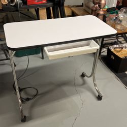 Folding Nail Table 